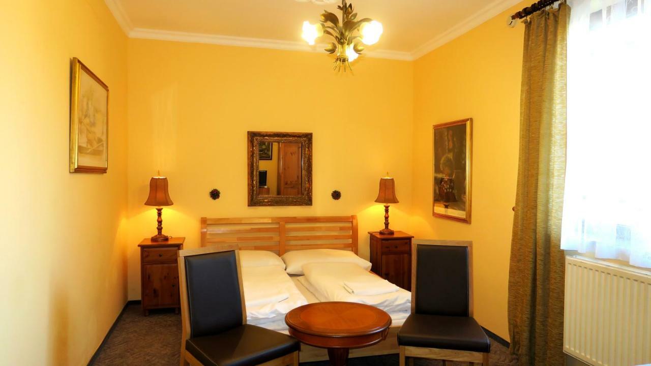 Hotel Romantik - Budapest — Photos 1